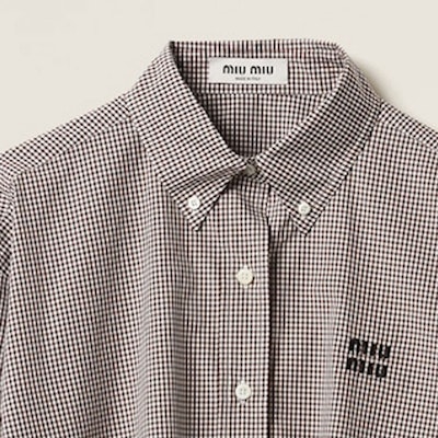 (W) MIU MIU SS23 Kemeja Lengan Panjang Kotak Coklat Logo Berjahit. MK1659-13LB-F0963 Details for (W) MIU MIU SS23 Kemeja Lengan Panjang Kotak Coklat Logo Berjahit. MK1659-13LB-F0963
