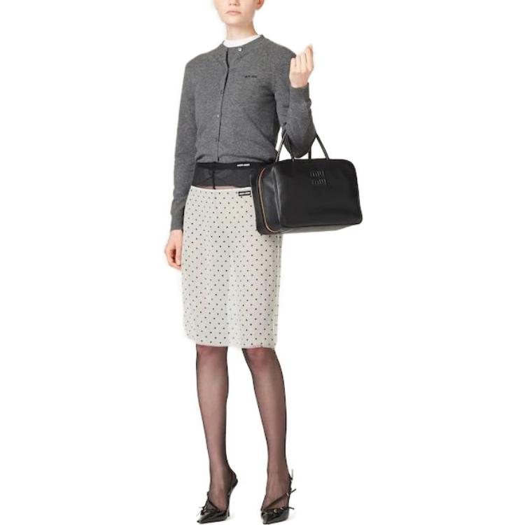 Lookbook (W) Rok Kasual Putih Polka Dot Wanita MIU MIU SS23 Mid-Rise Fashion. MG2099-13R3-F0A72-S-232