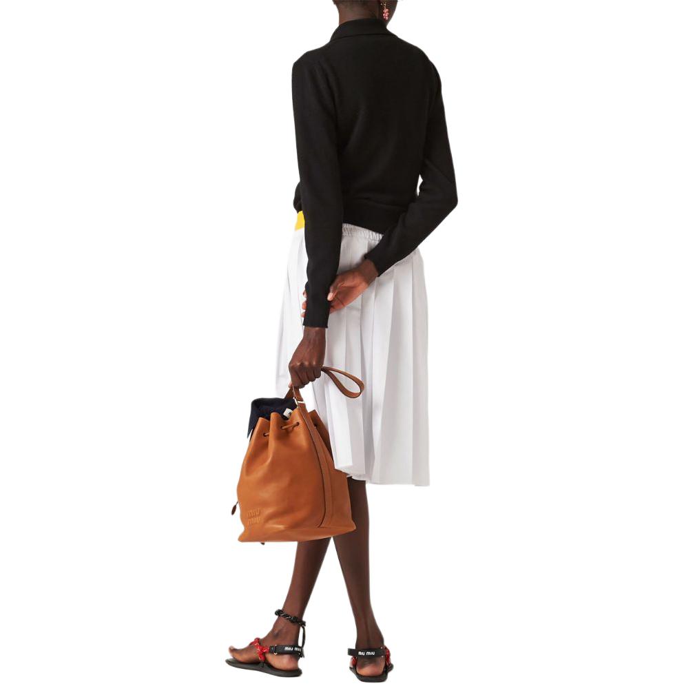 Shop (W) MIU MIU SS24 Kardigan Hitam Knit dengan Logo Intarsia dan Butang Depan. MMF890-13S1-F0002-S-OOO