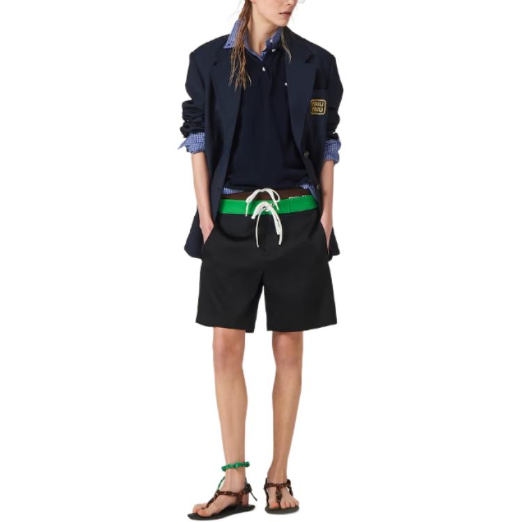 Lookbook (W) MIU MIU SS24 Pantalones Cortos Negros Logo Cintura Elástica con Cordón Casual. MP1788-14N6-F0T81-S-OOO