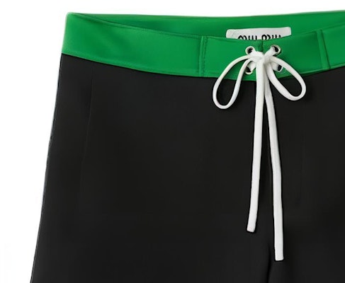 (W) MIU MIU SS24 黑色logo抽繩鬆緊腰休閒短褲. MP1788-14N6-F0T81-S-OOO Sizing (W) MIU MIU SS24 黑色logo抽繩鬆緊腰休閒短褲. MP1788-14N6-F0T81-S-OOO