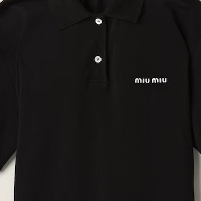 (W) MIU MIU SS24 Baju Polo Hitam Lengan Pendek dengan Sulaman Logo. MJN535-14RW-F0002-S-OOO Details for (W) MIU MIU SS24 Baju Polo Hitam Lengan Pendek dengan Sulaman Logo. MJN535-14RW-F0002-S-OOO