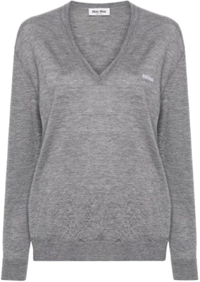 (W) MIU MIU SS24 灰色V领羊毛针织衫带logo刺绣 MML931-14VT-F0031-S-OOO Order (W) MIU MIU SS24 灰色V领羊毛针织衫带logo刺绣 MML931-14VT-F0031-S-OOO