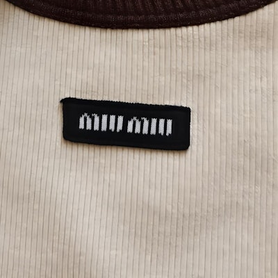 (W) MIU MIU SS24 徽標短版T恤 米白色短袖上衣 MJN847-13VD-F0018-S-232 Details for (W) MIU MIU SS24 徽標短版T恤 米白色短袖上衣 MJN847-13VD-F0018-S-232