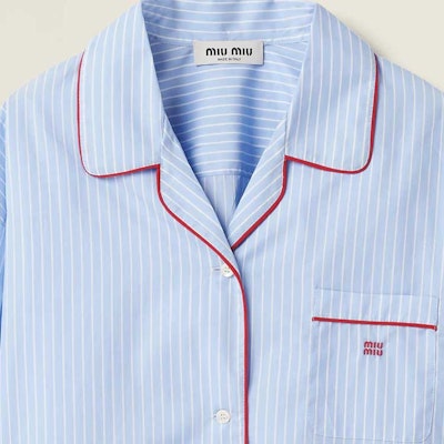 (W) MIU MIU SS24 条纹印花长袖衬衫 浅蓝色. MK1819-137Q-F0X24-S-OOO Sizing (W) MIU MIU SS24 条纹印花长袖衬衫 浅蓝色. MK1819-137Q-F0X24-S-OOO