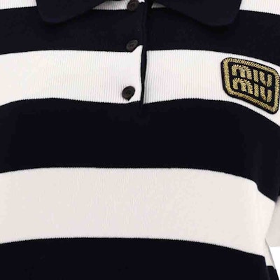 (W) MIU MIU SS24 Kemeja Polo Lengan Pendek Jalur Wanita Berwarna-Warni MML889-14M2-F022X-S-OOO Purchase (W) MIU MIU SS24 Kemeja Polo Lengan Pendek Jalur Wanita Berwarna-Warni MML889-14M2-F022X-S-OOO