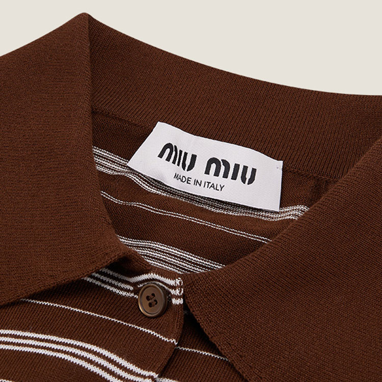 Sizing (W) MIU MIU Polo Lengan Pendek Jalur Coklat Baju Kasual MML949-140V-F0324