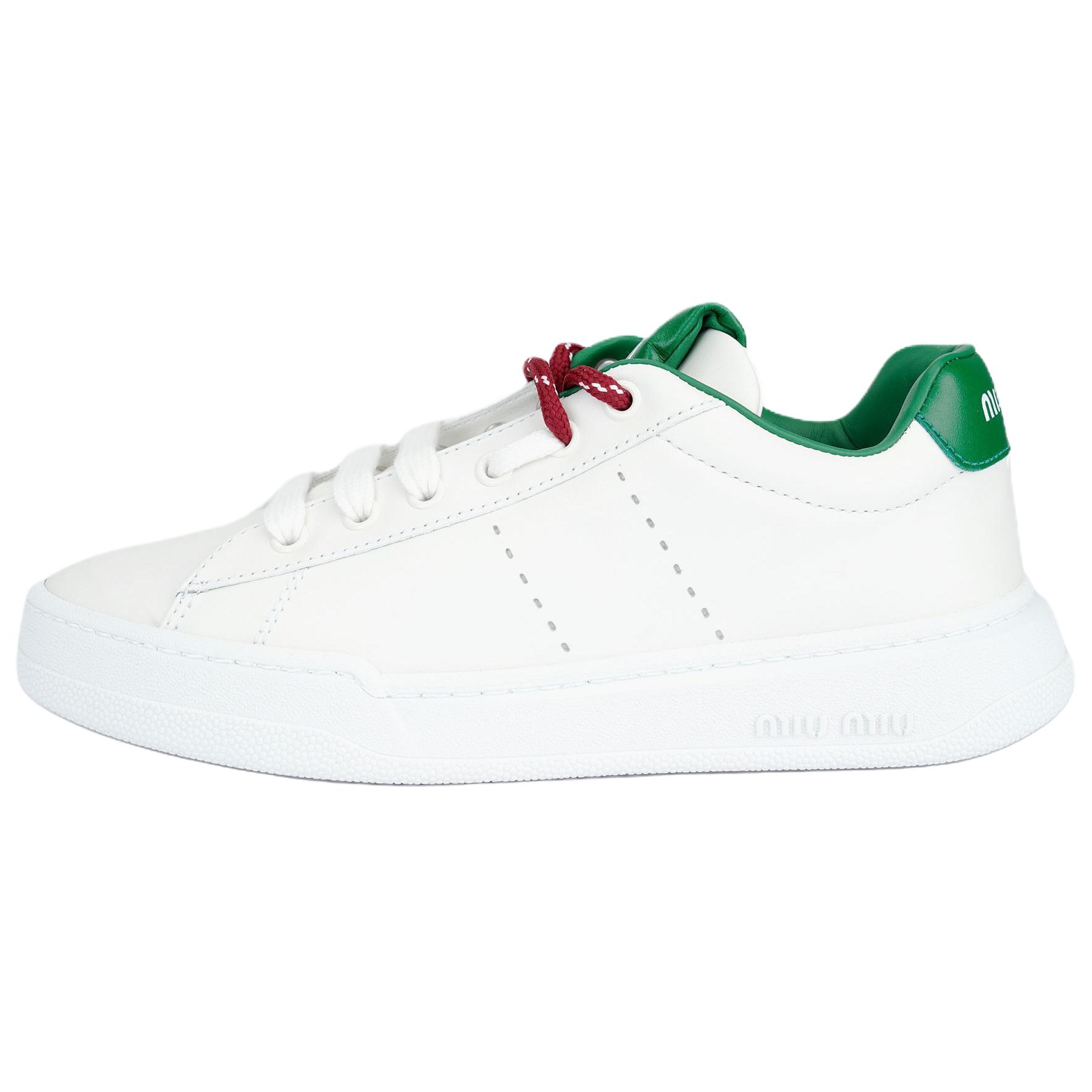 (Women) MIU MIU White & Green Leather Low-Top Lace-Up Sneakers. 5E387E_3L48_F0A8Z_F_005