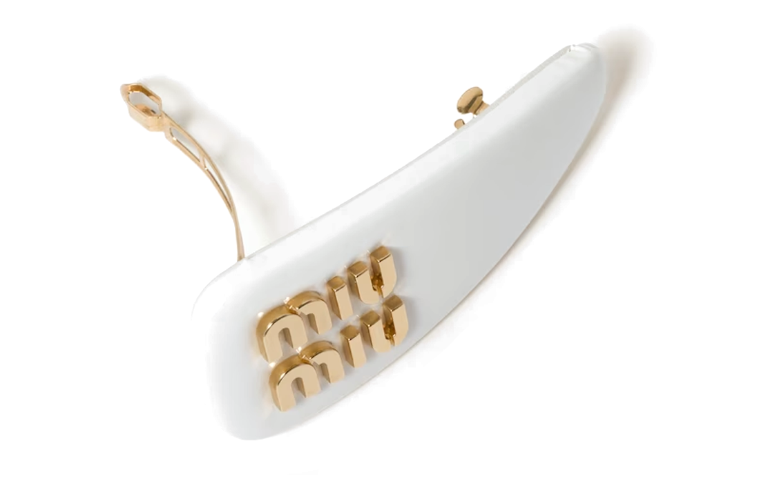 Lookbook (W) 미우미우 여성용 화이트 가죽 3D 로고 헤어 클립 5IF092_069_F0009