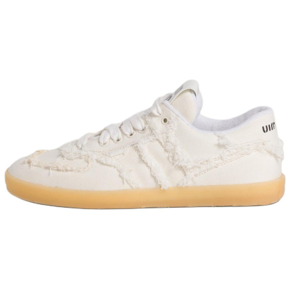 (Women) MIU MIU White Low-Top Canvas Trainers with Lace-Up Design 5E325E_CSL_F005_F_0304