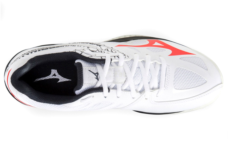 Lookbook 美津濃 Lightning Star Z5 跑步鞋 女款 黑白紅