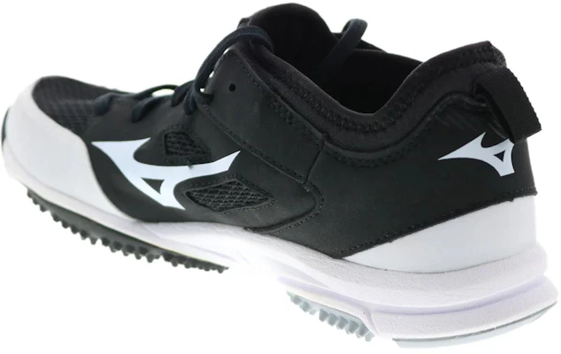 (W) Mizuno Players Trainer 2 'Hitam Putih' 11GT175190 Lookbook (W) Mizuno Players Trainer 2 'Hitam Putih' 11GT175190