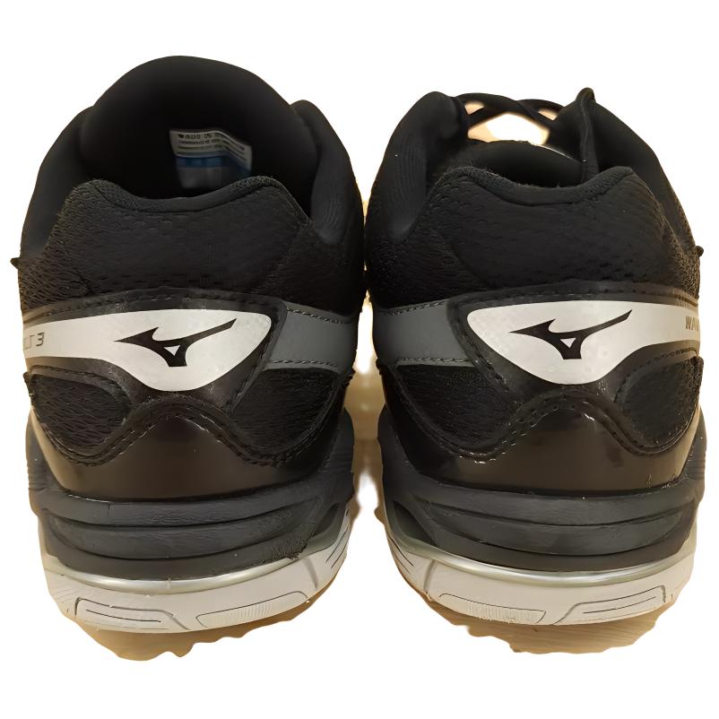 Lookbook (W) Mizuno Wave Bolt 3 ''Noir Gris'' V1GC146005