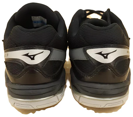 (W) Mizuno Wave Bolt 3 ''Noir Gris'' V1GC146005 Lookbook (W) Mizuno Wave Bolt 3 ''Noir Gris'' V1GC146005