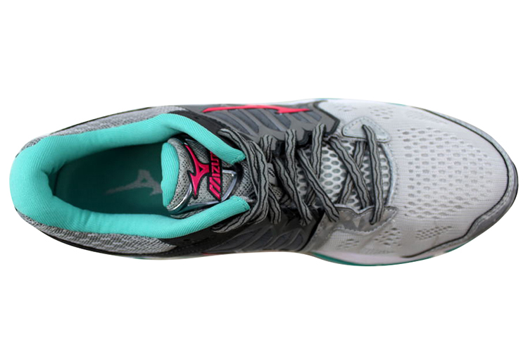 Lookbook (W) Mizuno Wave Horizon ''Argento'' J1GD172660