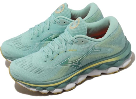 (W) Mizuno Wave Sky 7 'Keselesaan Hijau' J1GD230273 Lookbook (W) Mizuno Wave Sky 7 'Keselesaan Hijau' J1GD230273