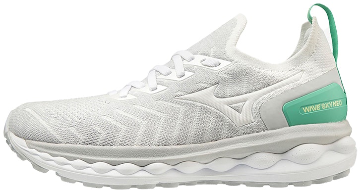 women-mizuno-wave-sky-neo-white-green-j1-gd-203401
