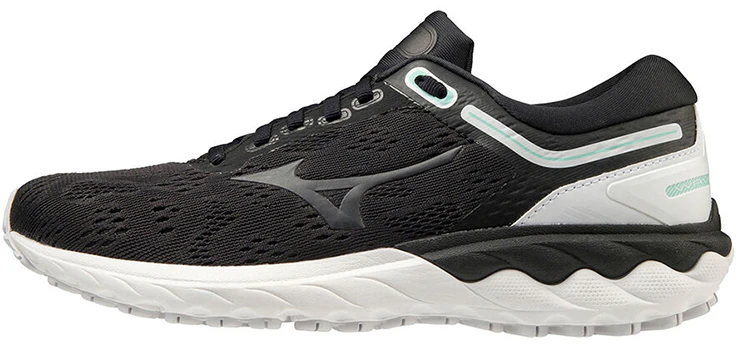 mizuno-wave-skyrise-black-white-wmns