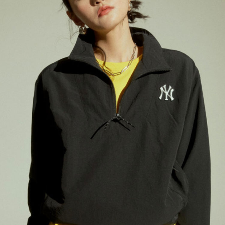 (Women) MLB Black Retro Windproof Softshell Jacket with Back Logo Print 31JPW2131-50L 圖 4