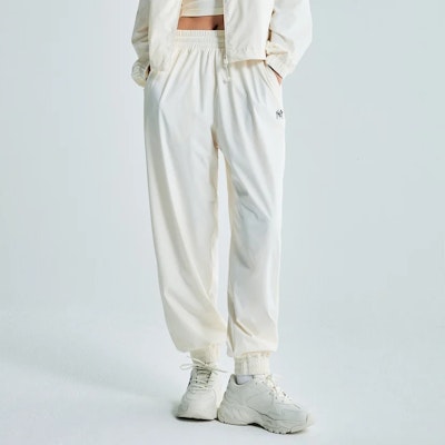 (Women) MLB New York Yankees Logo Print Jogger Pants Women White 3FWPB2034-50CRS Purchase (Women) MLB New York Yankees Logo Print Jogger Pants Women White 3FWPB2034-50CRS