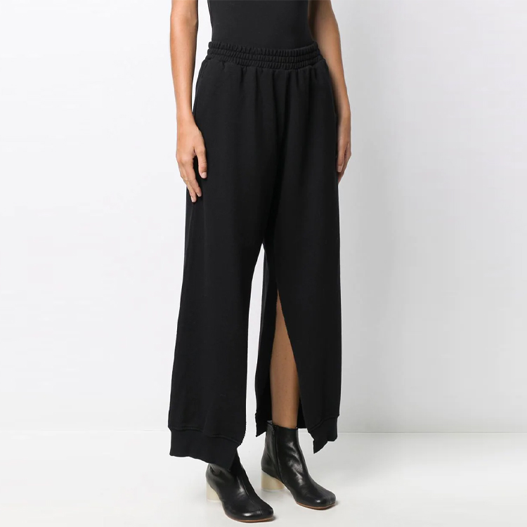 Shop (Women) MM6 Maison Margiela FW21  Black Side-Slit Loose Fit Sweatpants S52KA0278S25337900