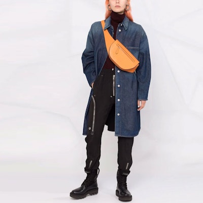 (Women) MM6 Maison Margiela FW21 Tie-Dye Button Denim Jacket Blue. S52AA0117STZ019961 Lookbook (Women) MM6 Maison Margiela FW21 Tie-Dye Button Denim Jacket Blue. S52AA0117STZ019961