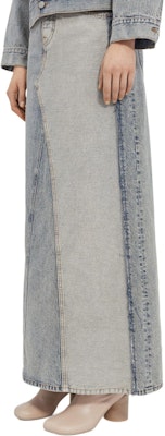 (Women) MM6 Maison Margiela FW24 Two-Tone High-Waist Denim Skirt Light Blue. S52MI0014S30844-962 Details for (Women) MM6 Maison Margiela FW24 Two-Tone High-Waist Denim Skirt Light Blue. S52MI0014S30844-962