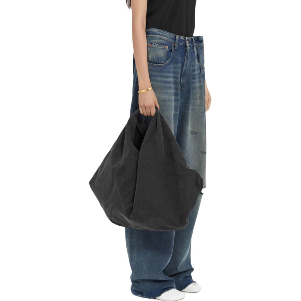 Lookbook (W) MM6 Maison Margiela FW24 Celana Jeans Wide-Leg Zipper Denim Abu-abu Biru. S52LA0245M30017994