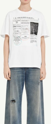(W) MM6 メゾン マルジェラ 新聞プリント ホワイト クルーネック レディース Tシャツ SS25 S52GC0337S24312101 Lookbook (W) MM6 メゾン マルジェラ 新聞プリント ホワイト クルーネック レディース Tシャツ SS25 S52GC0337S24312101