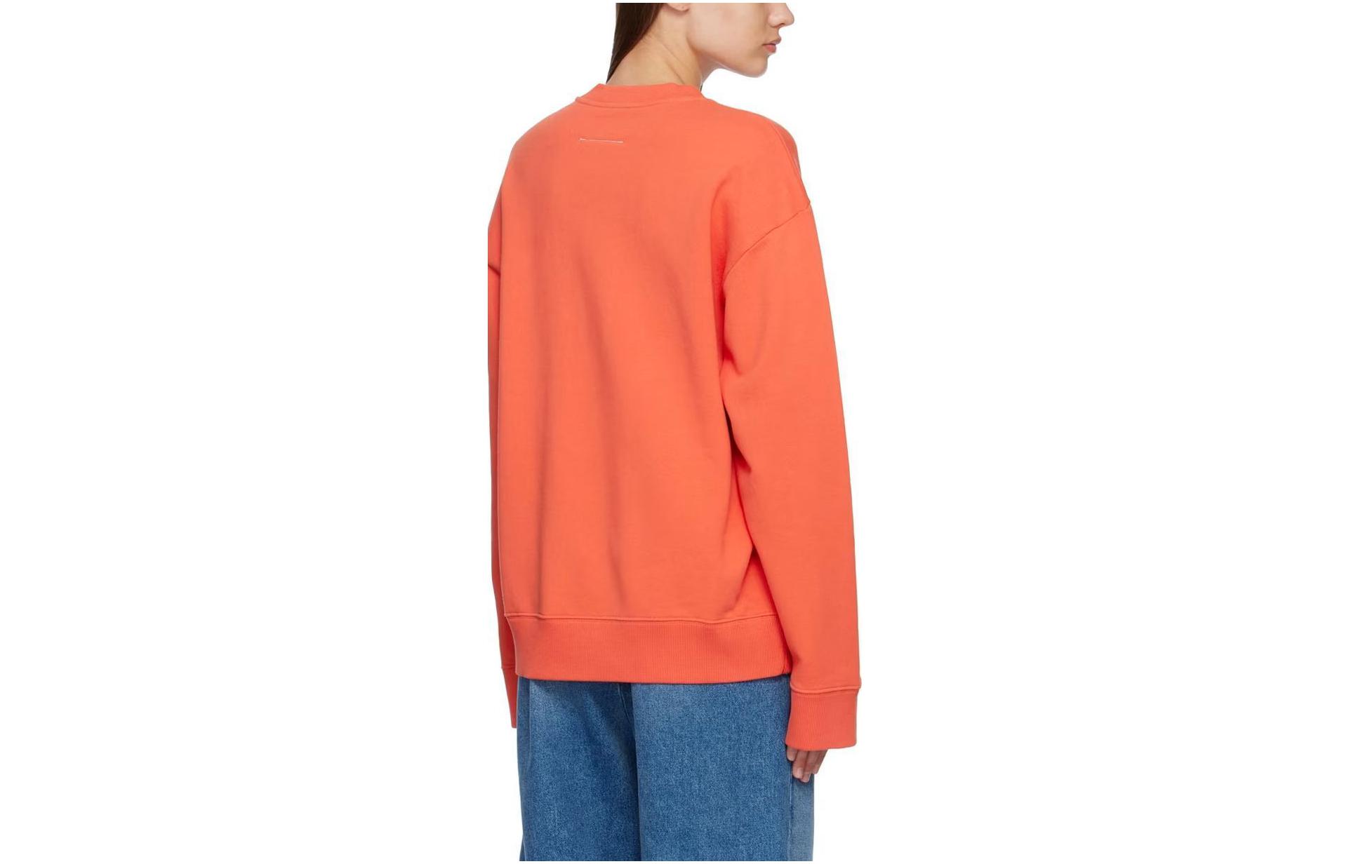 Lookbook (W) MM6 메종 마르지엘라 오렌지 넘버 프린트 긴팔 크루넥 스웻셔츠 S52GU0195S25337204