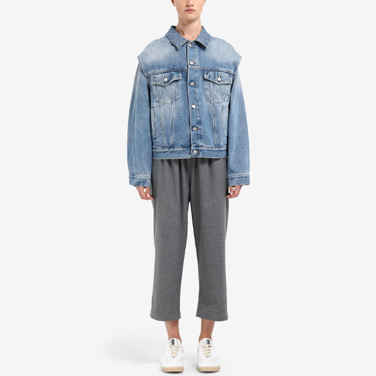 Lookbook (W) MM6 메종 마르지엘라 SS21 탈부착 블루 데님 자켓 사이드 슬릿 추가. S52AM0179S30589965