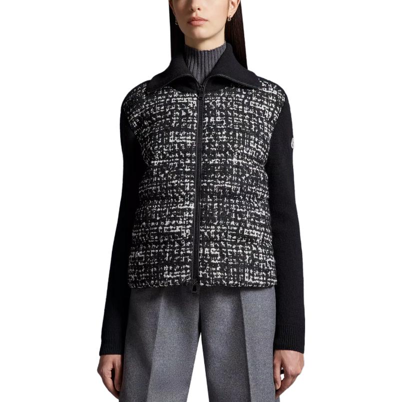 Shop (W) 몽클레어 블랙 & 화이트 패딩 울 트위드 카디건 자켓 로고 패치. I20939B00010M1241P90