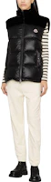 Lookbook (W) Moncler 黑色徽章立領拉鍊背心 I20931A000465972C
