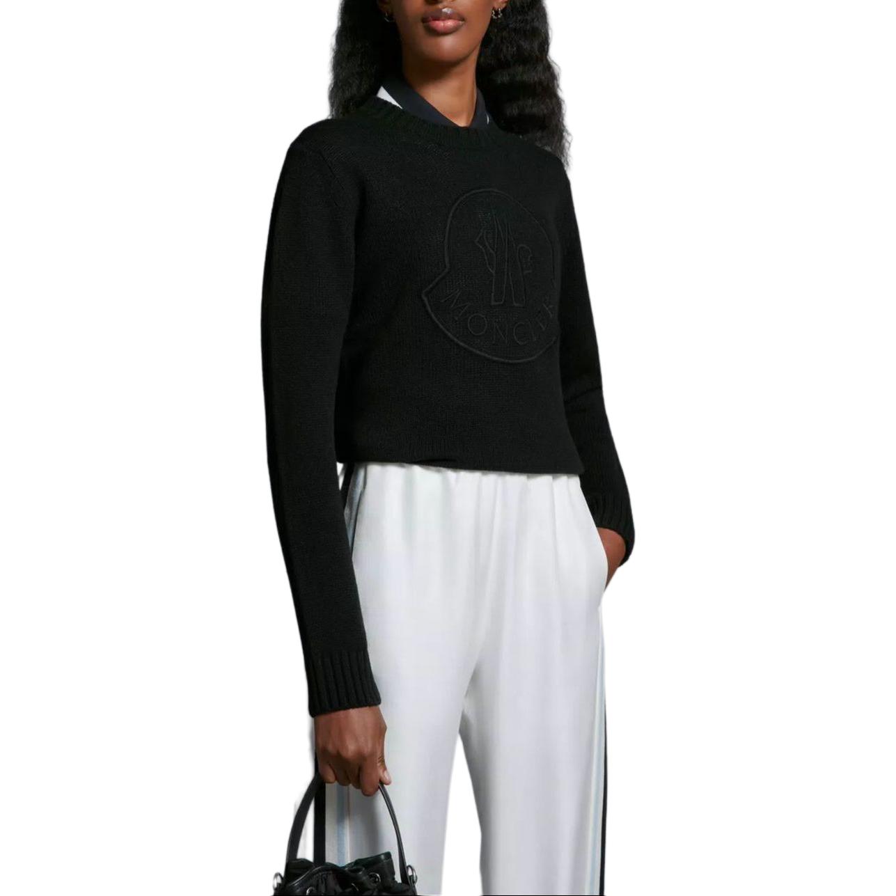 Lookbook (W) Moncler Suéter Negro de Lana y Cachemira con Logo Bordado. J10939C00002M1127999