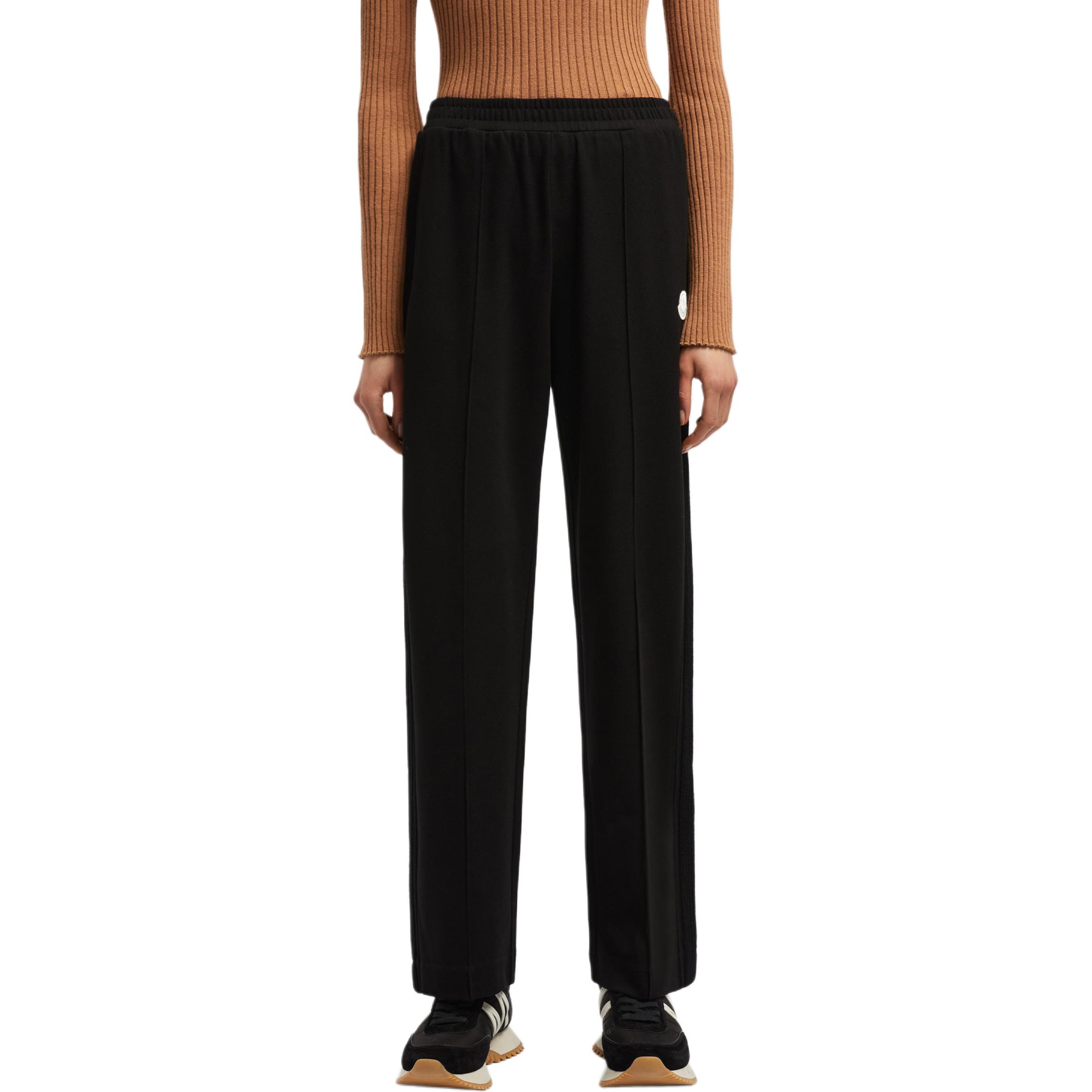 Shop (W) Moncler Celana Jogger Rajut Hitam dengan Logo Patch - Kasual & Nyaman. J20938H0000989ALE999