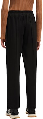 (W) Moncler Celana Jogger Rajut Hitam dengan Logo Patch - Kasual & Nyaman. J20938H0000989ALE999 Purchase (W) Moncler Celana Jogger Rajut Hitam dengan Logo Patch - Kasual & Nyaman. J20938H0000989ALE999