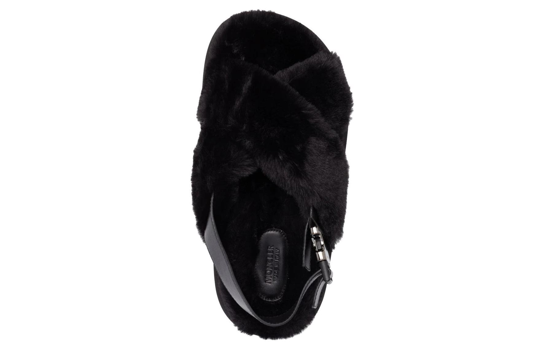 Lookbook (W) Moncler 'Selipar Fesyen Hujung Terbuka Hitam' H209B4L00010M2199999