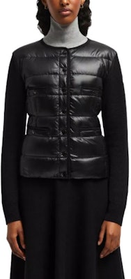 (W) 몽클레어 블랙 패딩 울 가디건 니트 스웨터 긴팔 크루넥 J20939B00025M1131999 Lookbook (W) 몽클레어 블랙 패딩 울 가디건 니트 스웨터 긴팔 크루넥 J20939B00025M1131999