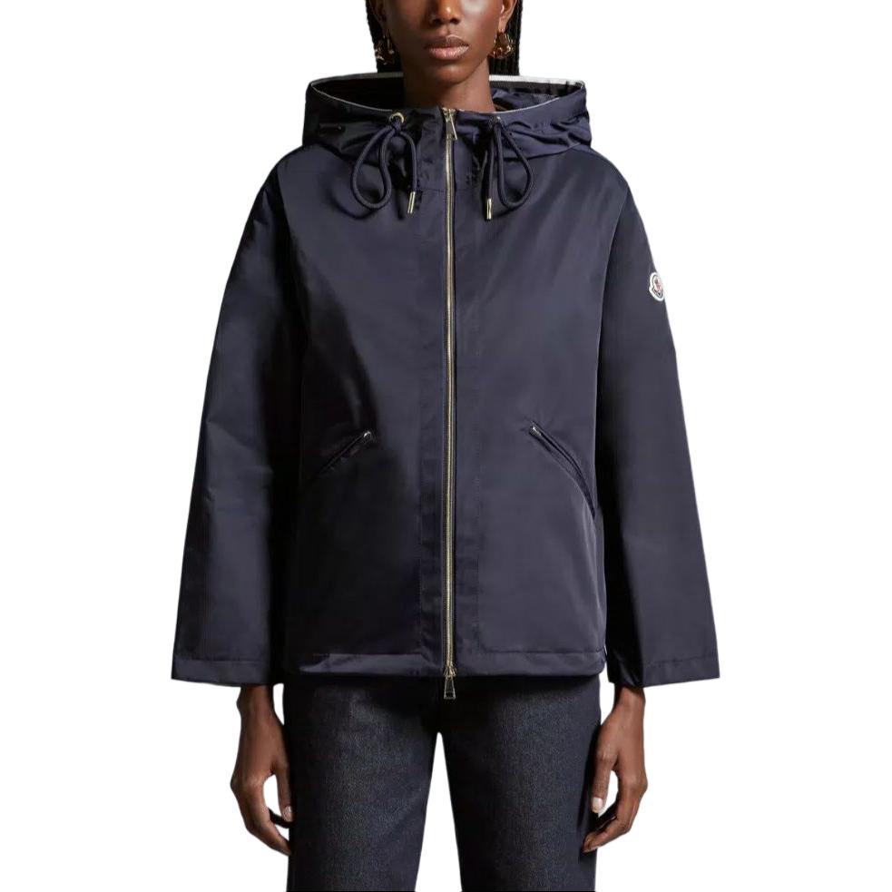 Shop (W) 몽클레어 블루 루즈핏 로고 후드 재킷. J10931A0006054A1K742