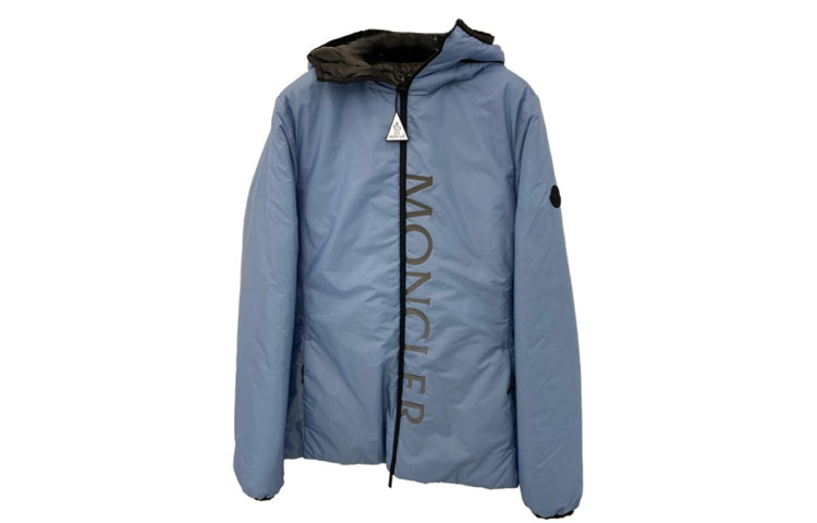 Order (W) Moncler Jaket Hoodie Zip-Up Biru dengan Cetakan Logo. I20931A000305968E715