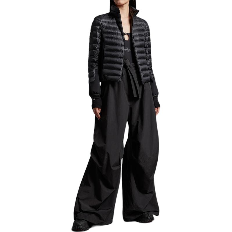 Purchase (W) Moncler 修身绗缝羽绒服 黑色长袖高领 I10931A00015596IP999