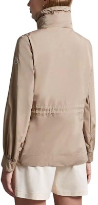 (W) 蒙克勒修身拉链长袖夹克浅棕色 J10931A000875979X202 Purchase (W) 蒙克勒修身拉链长袖夹克浅棕色 J10931A000875979X202