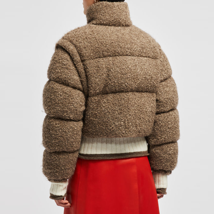 (Women) Moncler  Light Brown Short Down Jacket with Logo Patch and Zip Pocket. J20931A0012289AQ2F29 圖 4