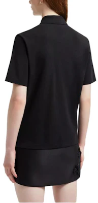 (W) Moncler 黑色寬鬆版大Logo短袖POLO衫。 J20938A0000584720999 Shop (W) Moncler 黑色寬鬆版大Logo短袖POLO衫。 J20938A0000584720999