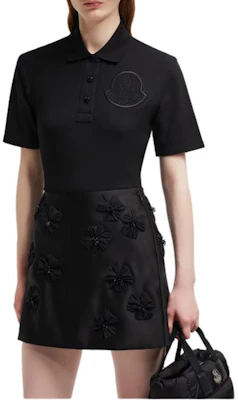 (W) Moncler 黑色寬鬆版大Logo短袖POLO衫。 J20938A0000584720999 Purchase (W) Moncler 黑色寬鬆版大Logo短袖POLO衫。 J20938A0000584720999