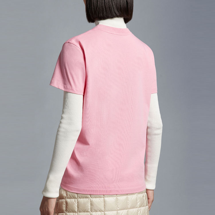 Purchase (W) Moncler Kaos Crewneck Logo Bordir Pink SS23. I10938C00009829HP52A