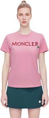 (Women) Moncler Pink Logo Embroidered Crewneck T-Shirt SS23. I10938C00009829HP52A Sizing (Women) Moncler Pink Logo Embroidered Crewneck T-Shirt SS23. I10938C00009829HP52A