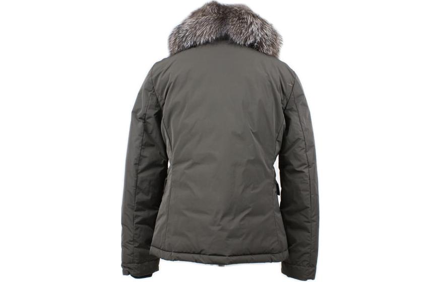 (Women) Moncler  Short Down Jacket with Fur Collar and Logo in Army Green. C2093469792557540 圖 3