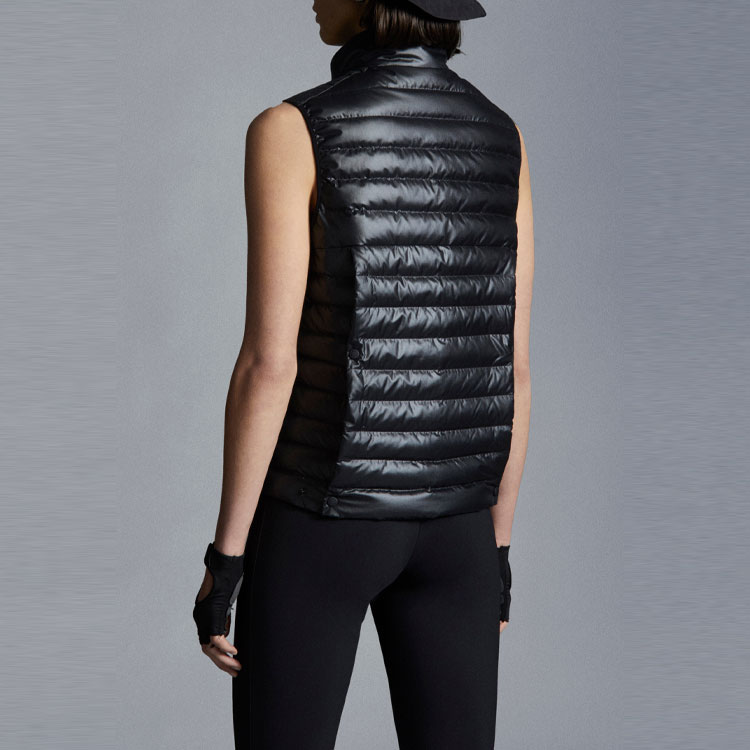 Purchase (W) Moncler Jaket Lengan Pendek Solid Hitam dengan Kolar Berdiri. H10931A00017595OK999