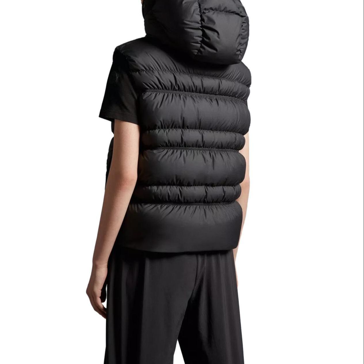 Purchase (W) Moncler Rompi Kasual Hitam Berkerudung Warna Solid I20931A00025596IU999